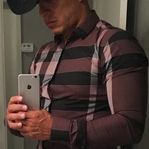 Meet your Posher, Daniel